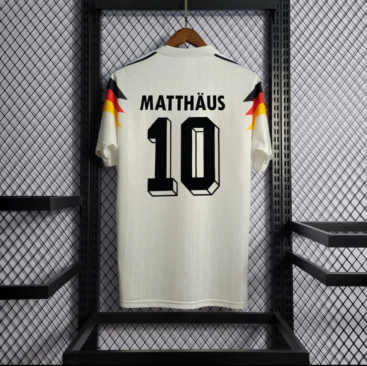 1990 MANNSCHAFT HEIM RETRO